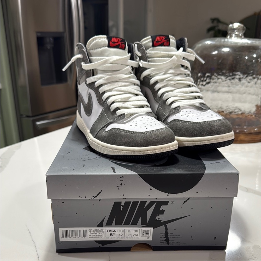 Nike High-Top Sneakers | JORDAN 1,  WASHED BLACK | ONLY WORN ONCE | Non Smoking